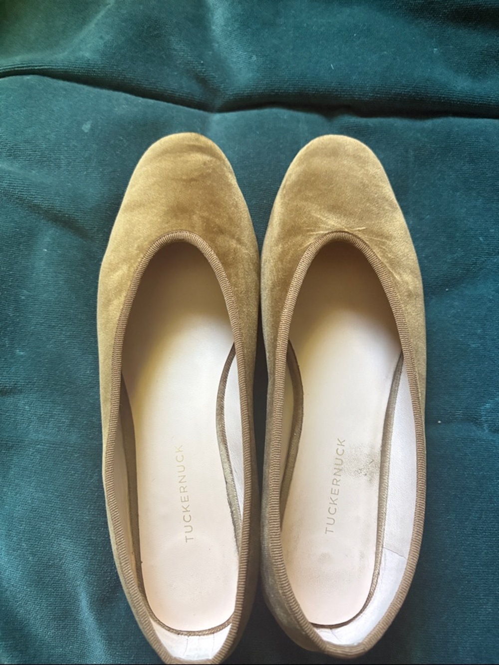 Tuckernuck Suede Ballet Flats in camel 7 1/2